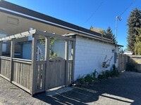 Building Photo - Newly Remodeled Studio in Downtown Redmond