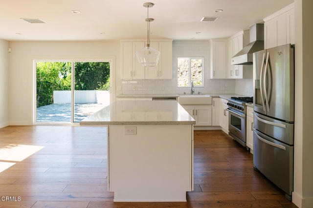 Building Photo - 5447 Rock Castle Dr