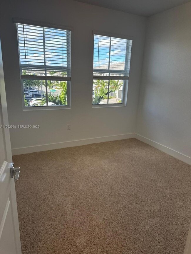 Building Photo - 17108 SW 2nd Cir