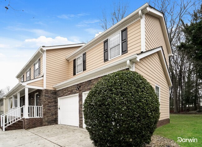 Building Photo - 2412 Katherine Kiker Rd, Charlotte, NC 28213