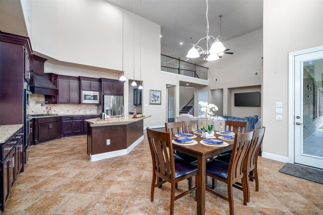 Building Photo - 16406 Baston Creek Dr