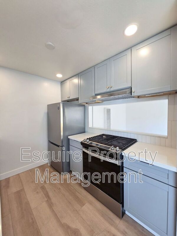 Building Photo - 751 W Channel Islands Blvd