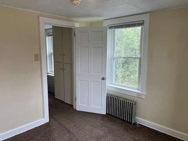 Building Photo - Beautiful 3 Bedroom Home in Millersville!