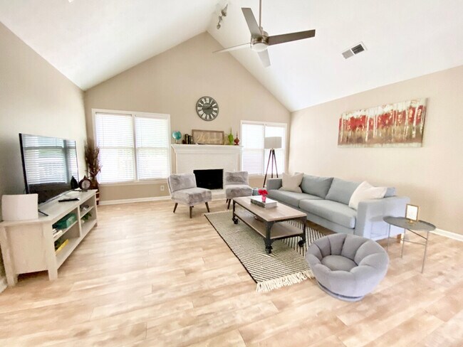 Primary Photo - 1254 Township Dr