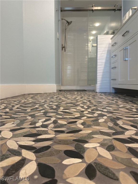 Building Photo - 9828 Luna Cir