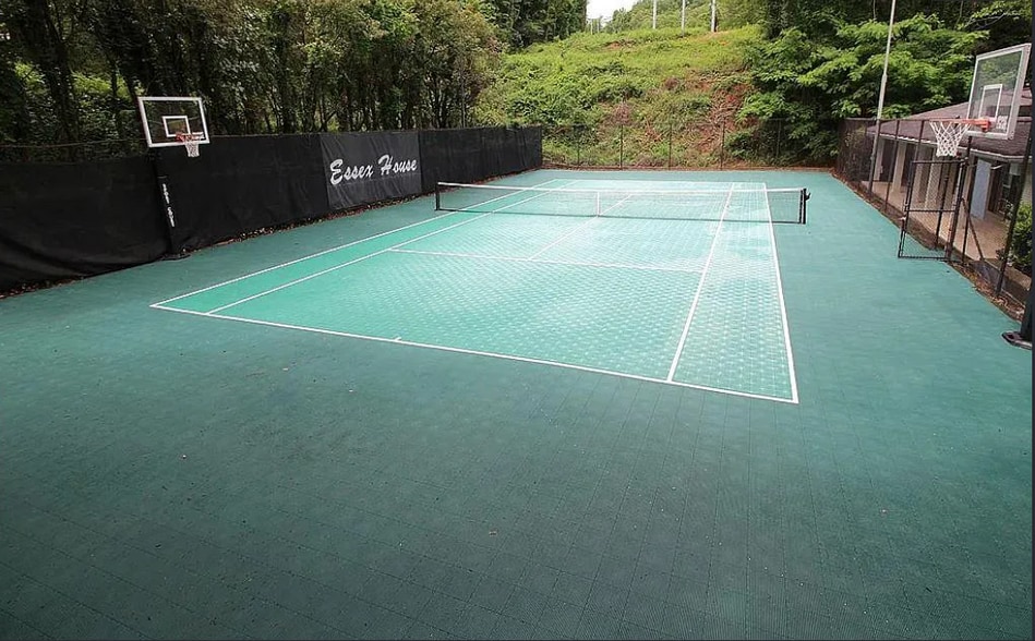 Building Photo - 3615 Essex Ave