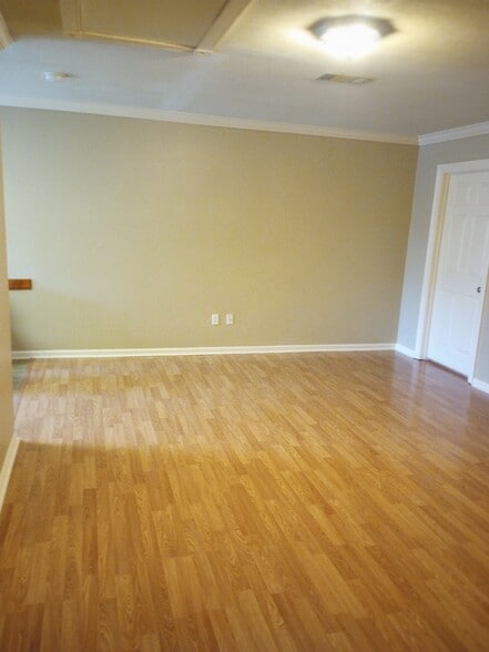 Building Photo - 57815 Labauve Ave