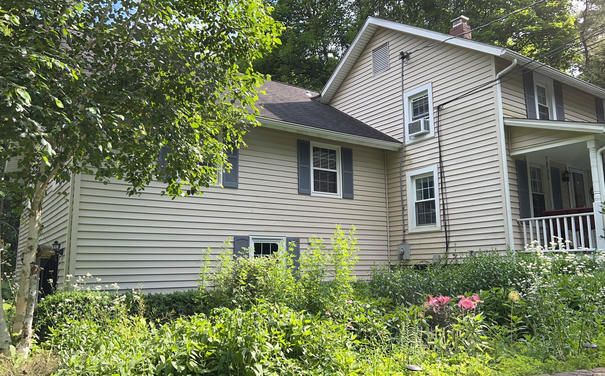 Building Photo - 190 Allview Ave