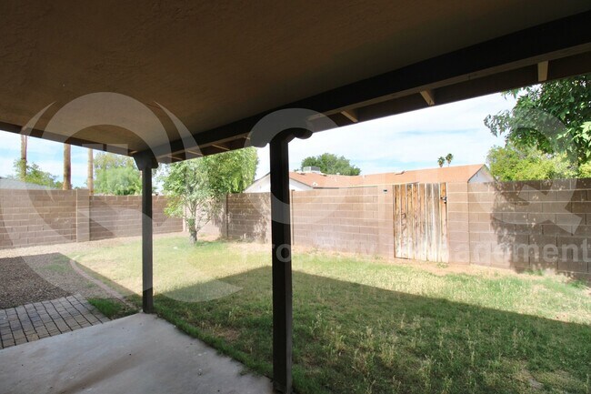 Building Photo - 6737 S Newberry Rd