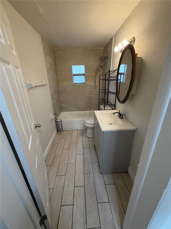 Building Photo - 443 McFall Ave