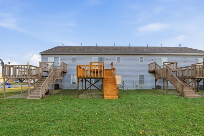 Building Photo - 1275 Penny Ln