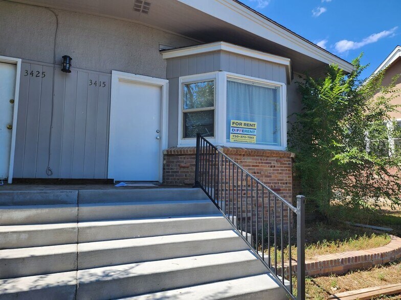 Primary Photo - 3415 S Canosa Ct