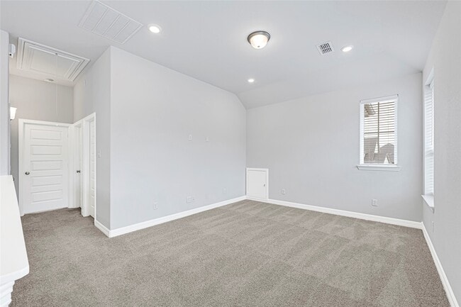 Building Photo - 9339 Galloway Wds Trl