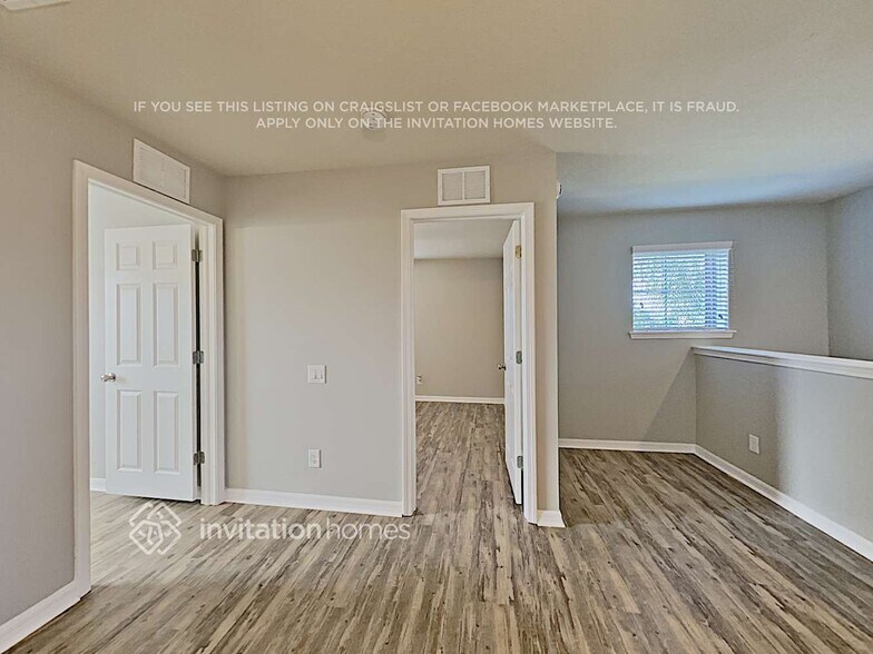 Building Photo - 30857 Pumpkin Ridge Dr