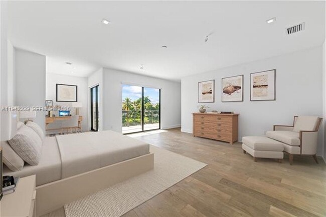 Building Photo - 16680 Botaniko Dr N