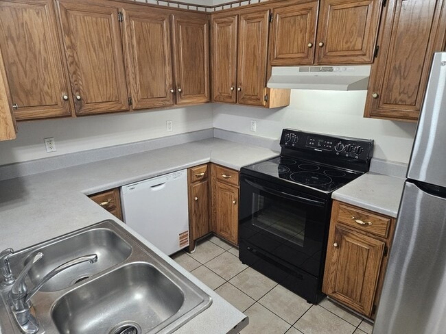 Building Photo - 809 Mason Tucker Dr