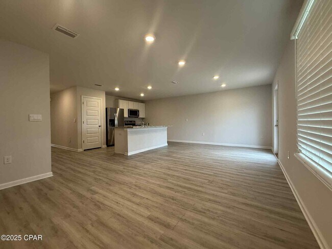 Building Photo - 6621 Slabinski Ln
