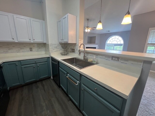 Building Photo - 4700 Pennoak Ln