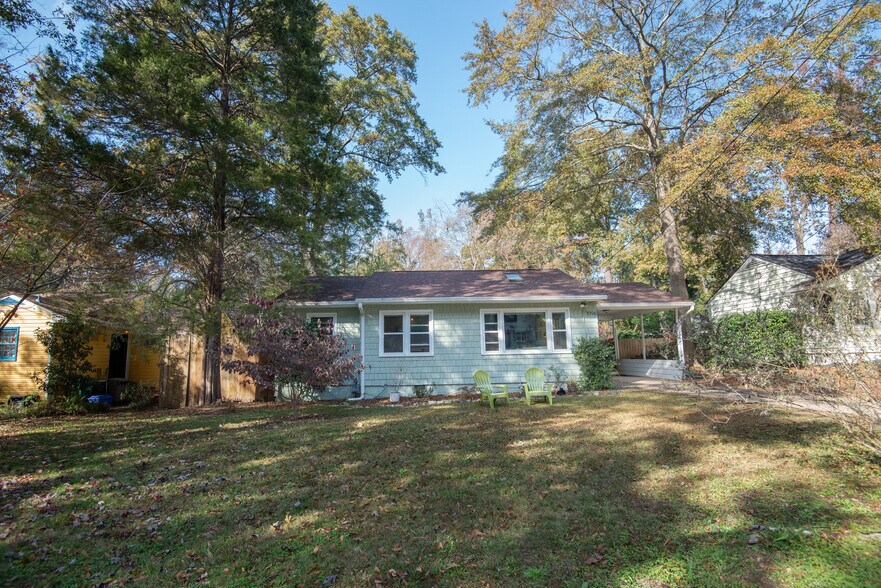 Building Photo - 1096 Oakfield Dr SE