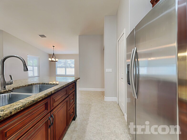 Building Photo - 7438 Watson Ln