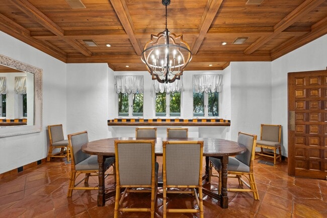 Building Photo - 240 N Ocean Blvd