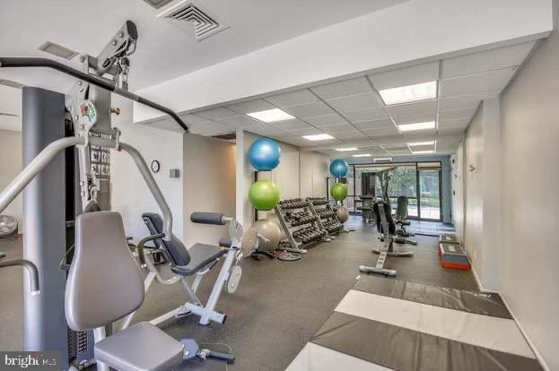 Building Photo - 6800 Fleetwood Rd