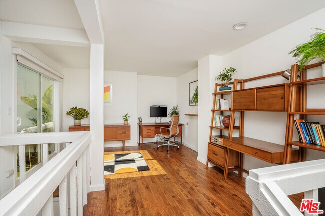 Building Photo - 24 Westwind St