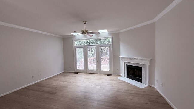 Building Photo - Occoquan Townhouse
