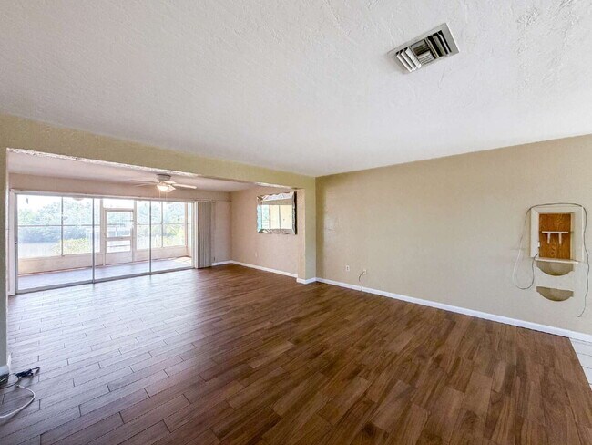 Building Photo - RENT THIS CANAL FRONT HOME WITH ZERO DEPOSIT DOWN