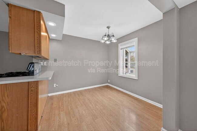 Building Photo - 10201 Surf Dr