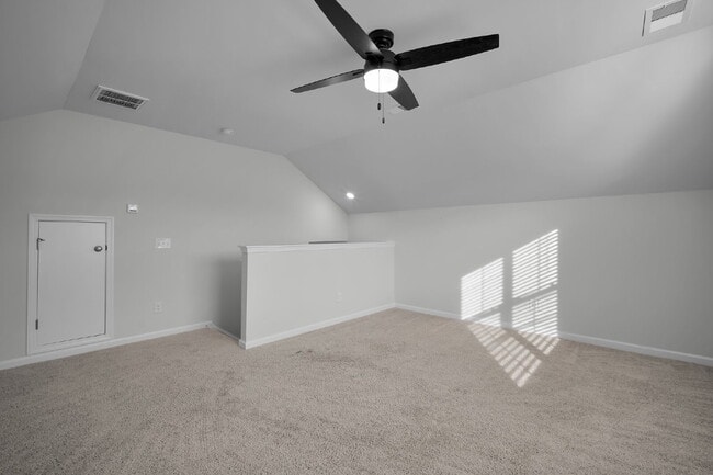 Building Photo - Beautiful home located in The Commons subdivision