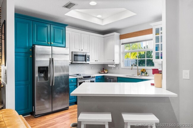 Building Photo - 460 Ocean Ridge Wy