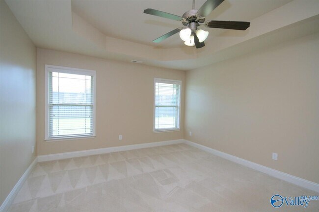 Building Photo - 239 Healey Dr