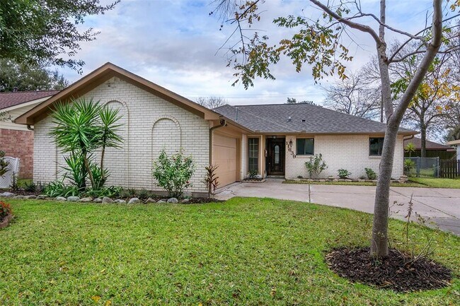 Primary Photo - 11639 Kirkmeadow Dr
