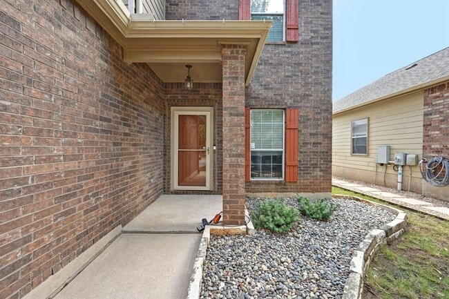 Building Photo - 11729 Channing Dr