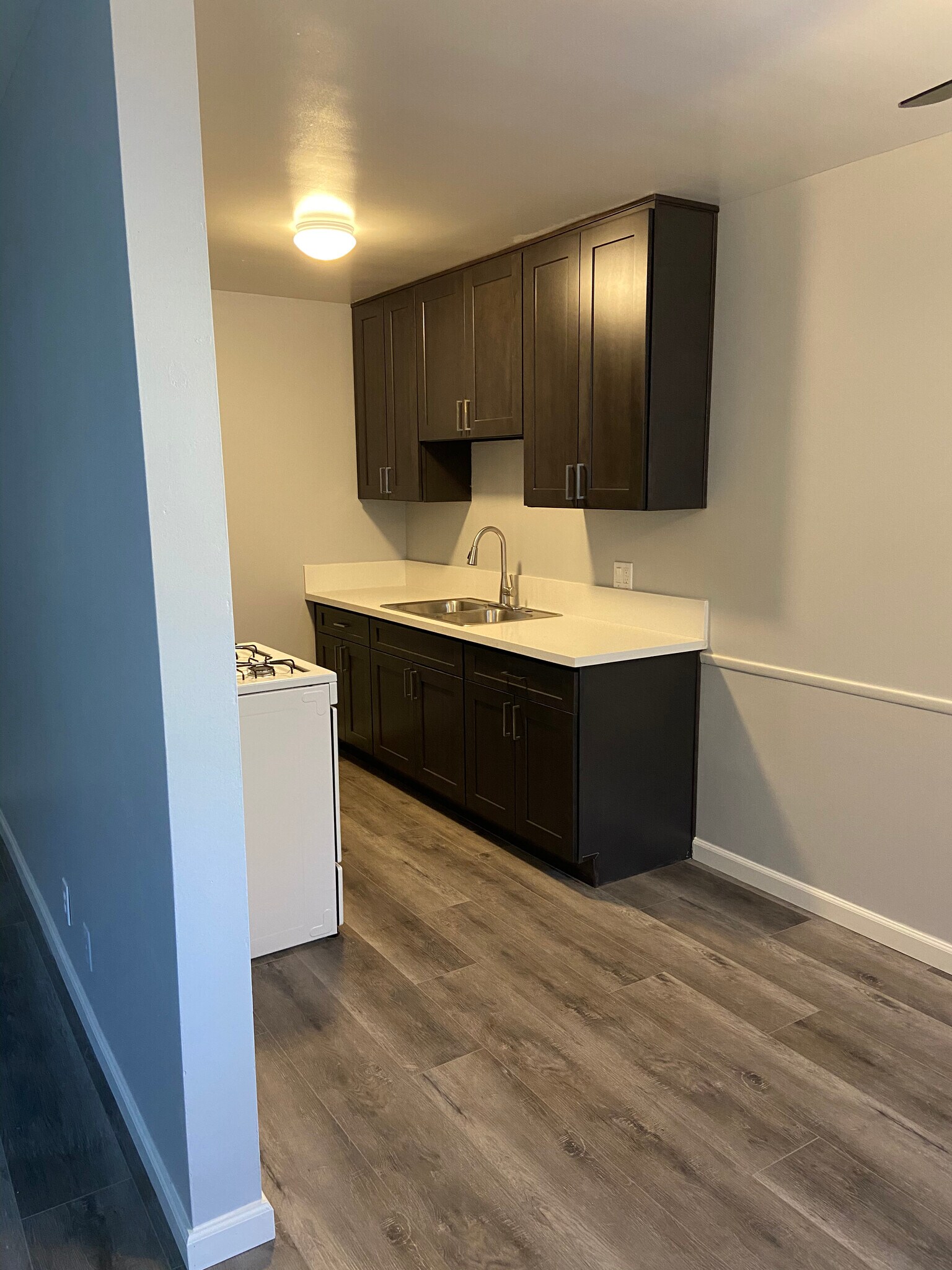 Building Photo - 12267 Magnolia Blvd