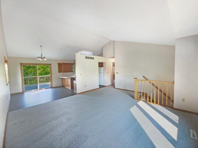 Building Photo - 3647 Ironwood Ct SW