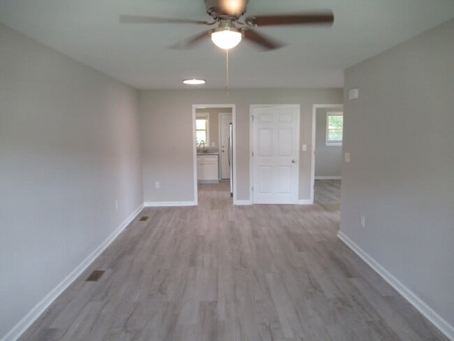 Building Photo - Newly Renovated Duplexes in Lincolnton – N...