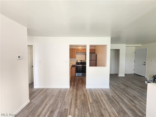 Building Photo - 26680 Tungsten Rd