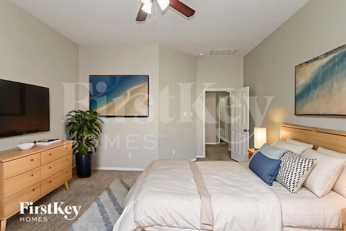 Building Photo - 15814 Stiller Park Dr