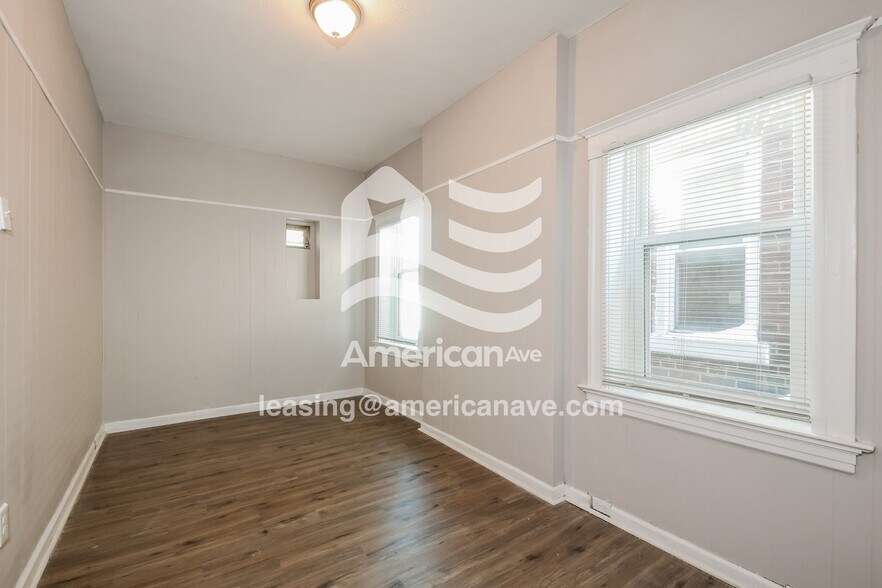 Building Photo - 3343 Delor St