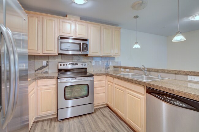 Building Photo - 11306 124th Ave NE