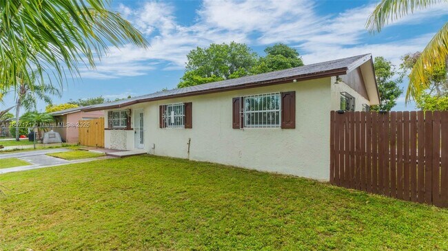 Building Photo - 14510 SW 296th St