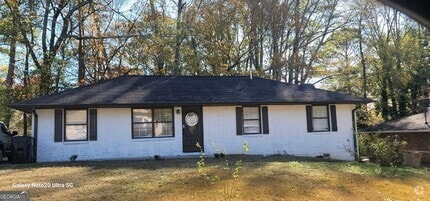 Building Photo - 505 Wavelyn Way