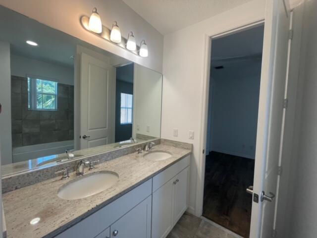 Building Photo - 12885 Trevi Isle Dr