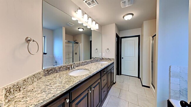Building Photo - 5717 Gadwall Rd