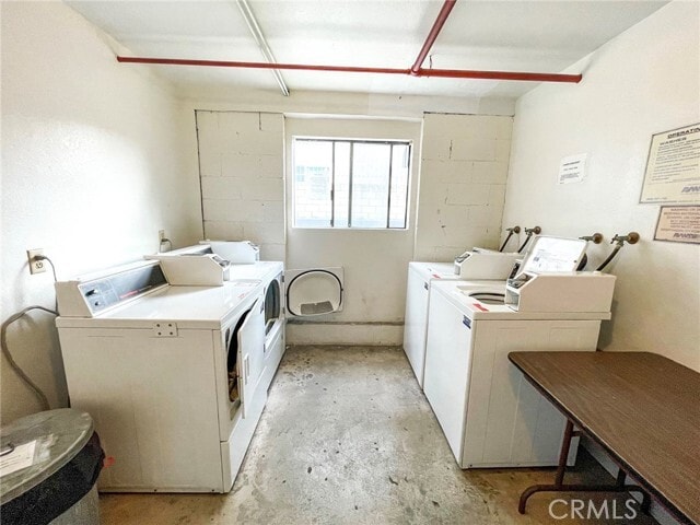 Building Photo - 6655 W 86th Pl