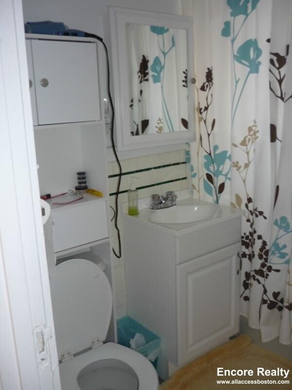 Building Photo - 1615 Commonwealth Ave