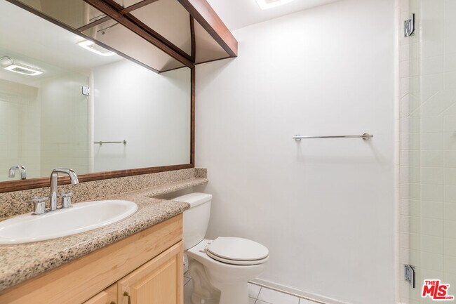 Building Photo - 23020 Wrencrest Dr