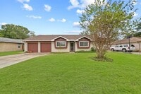 Building Photo - 407 Oak Vista Dr